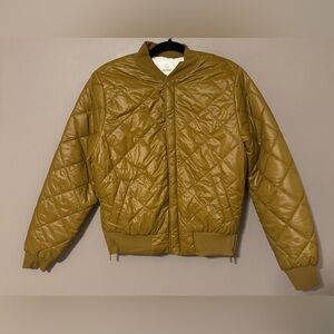 Offline Aerie Sherpa Lined Gold Quilted Puffer Bomber Jacket Women Medium NWOT